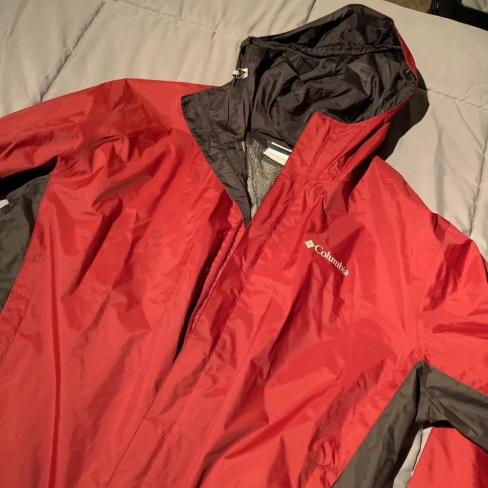 Columbia rain jacket